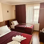 Yunus Hotel