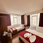Yunus Hotel 3*